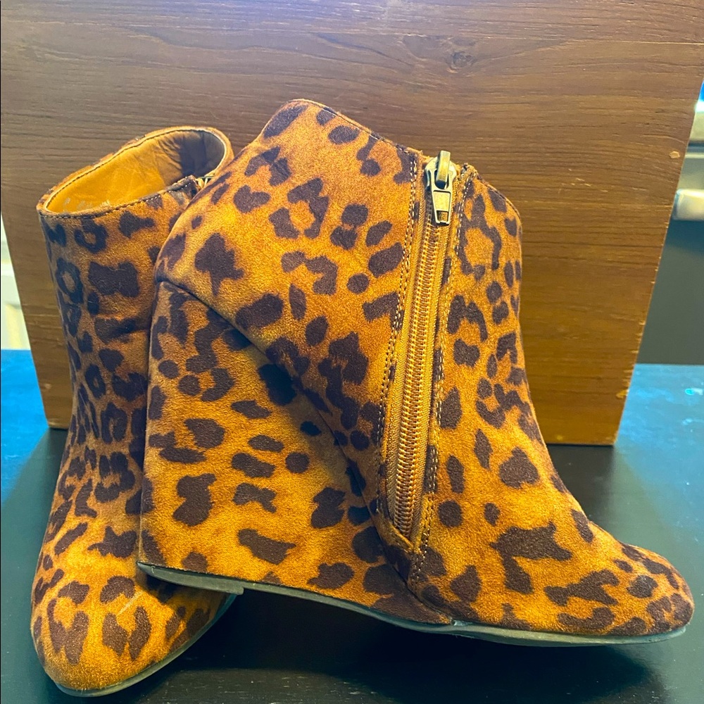 Madden Girl Zumba style wedges